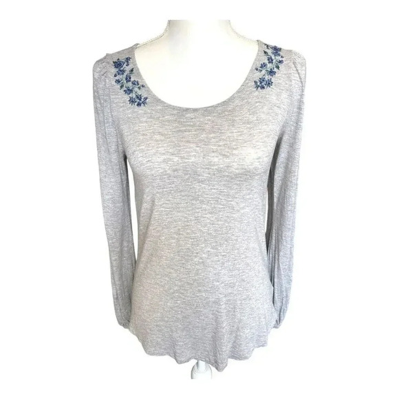 American Eagle Outfitters soft‎ and sexy long sleeved t xs - Picture 1 of 4
